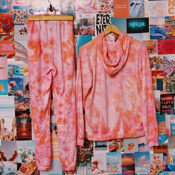 Tie Dye Sweatshirt & Sweatpant Set Pink & Orange - Picture 2 of 4